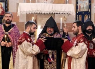 Ամանորի և Սուրբ Ծննդյան տոներ