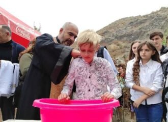 Մկրտություն Աղավնոյի Սբ.Նահատակաց Եկեղեցում