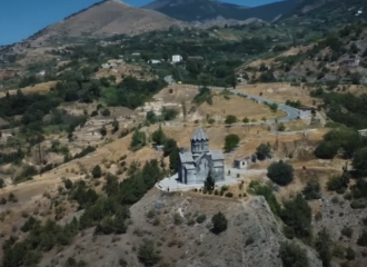 Բերձորն ու իր հնամյա եկեղեցիները