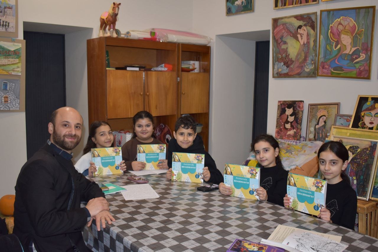 Արցախի մանուկներին